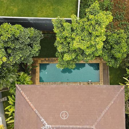 Oyama City View Villa 4 Bedrooms With A Private Swimming Pool Bandung Extérieur photo