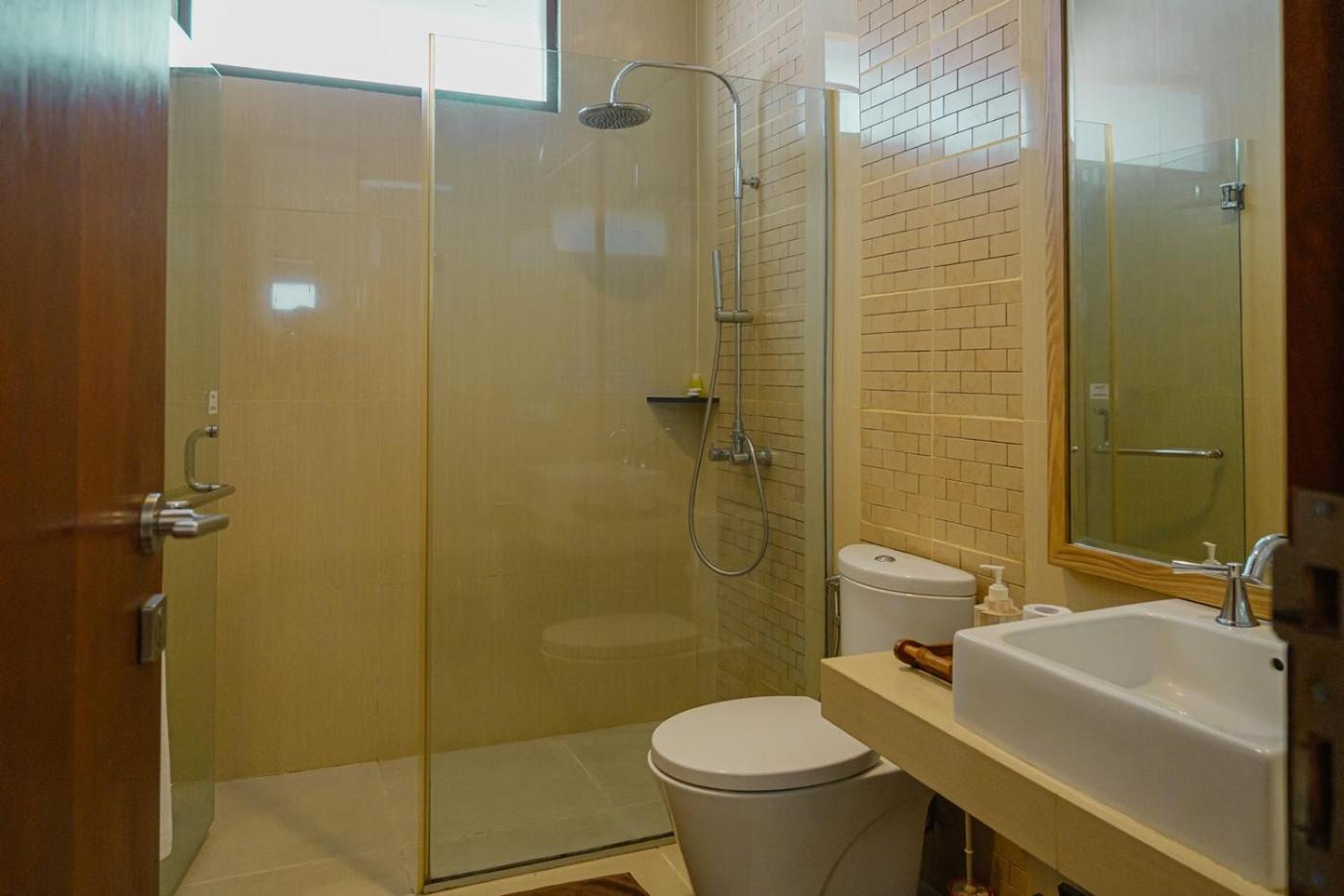 Oyama City View Villa 4 Bedrooms With A Private Swimming Pool Bandung Extérieur photo
