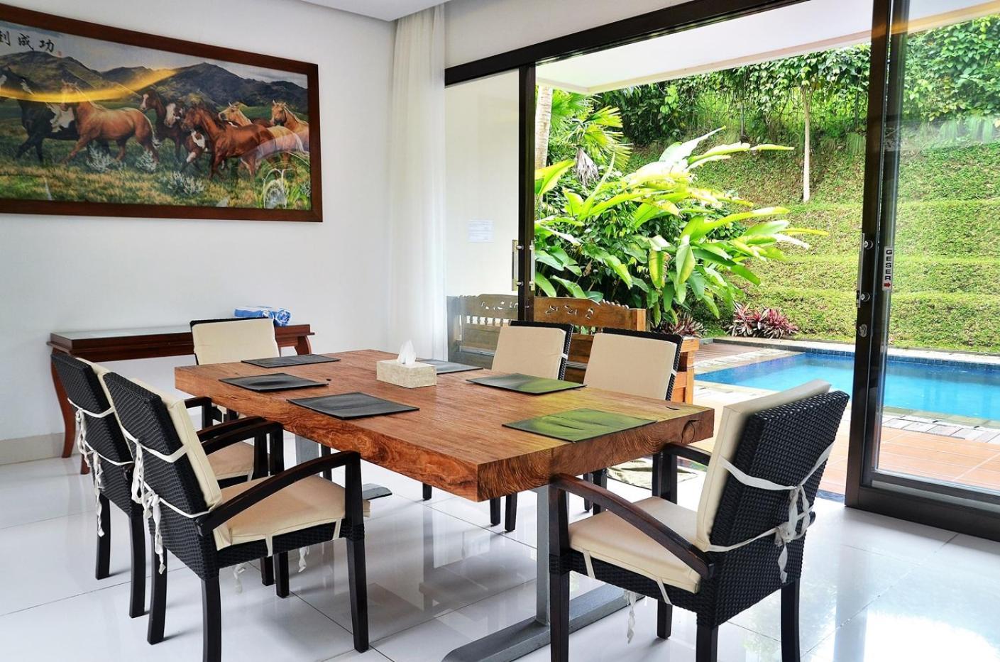 Oyama City View Villa 4 Bedrooms With A Private Swimming Pool Bandung Extérieur photo