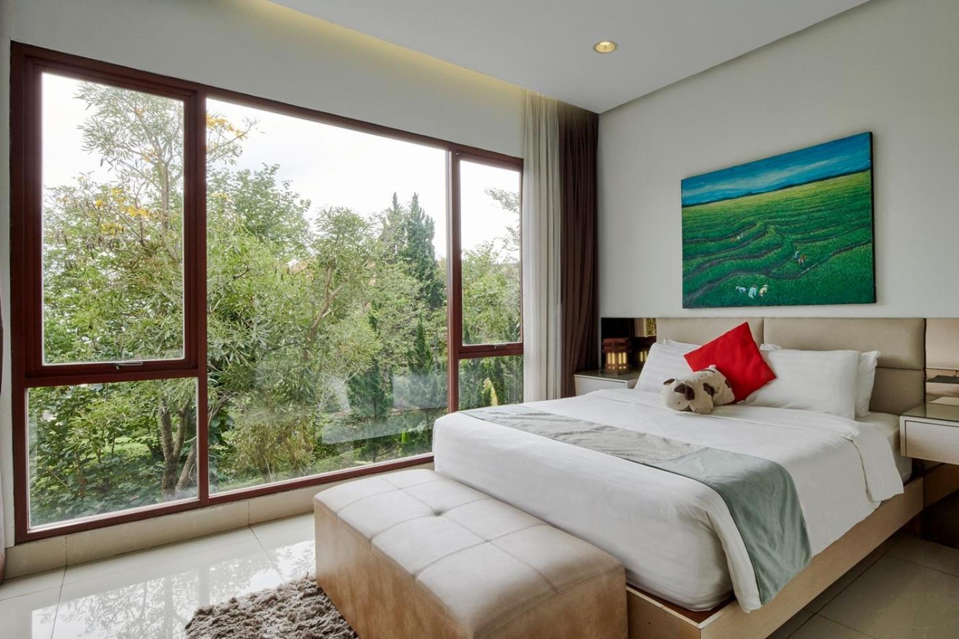 Oyama City View Villa 4 Bedrooms With A Private Swimming Pool Bandung Extérieur photo