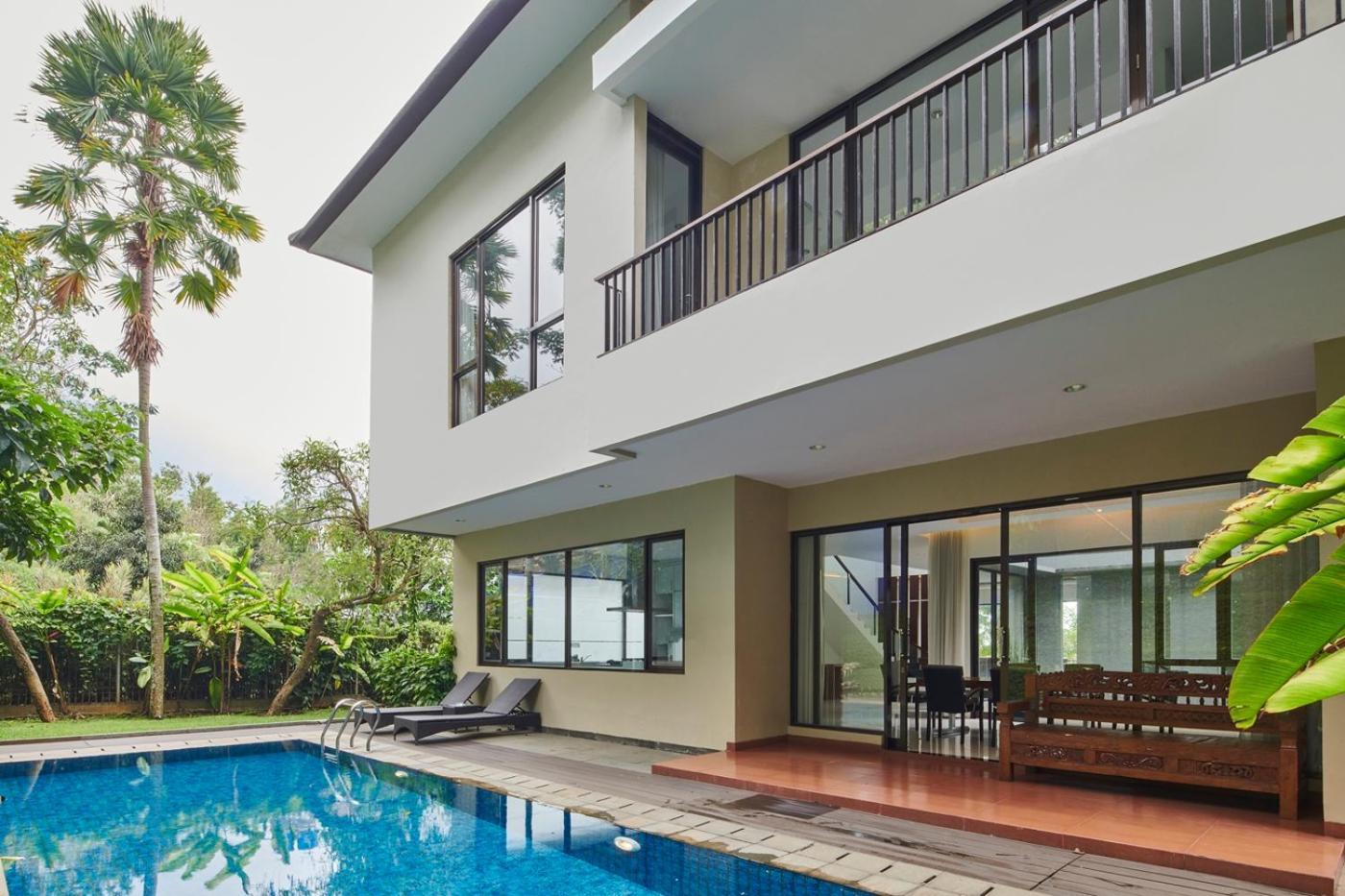 Oyama City View Villa 4 Bedrooms With A Private Swimming Pool Bandung Extérieur photo