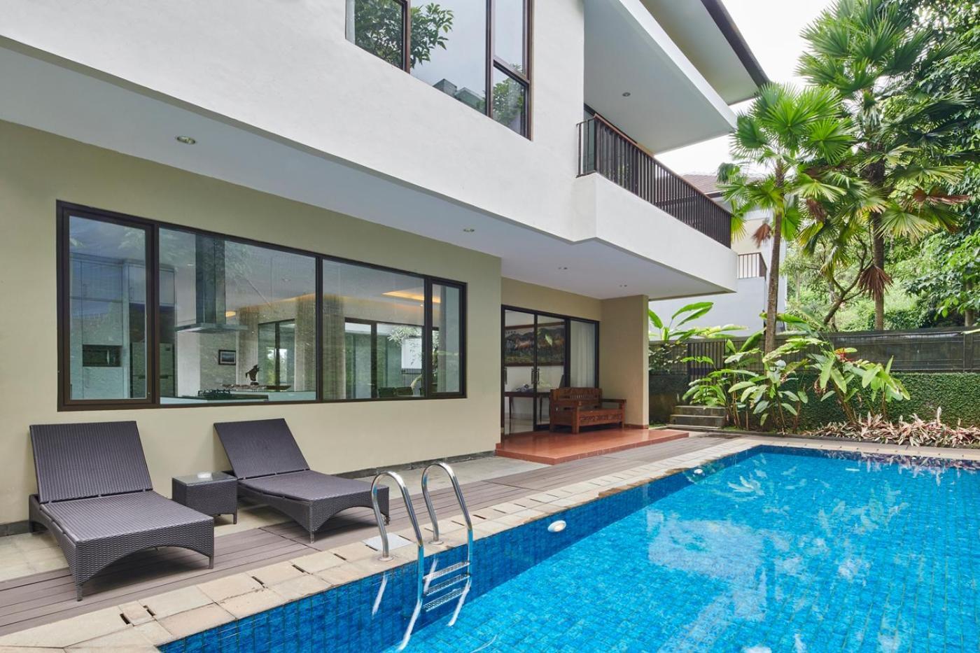 Oyama City View Villa 4 Bedrooms With A Private Swimming Pool Bandung Extérieur photo